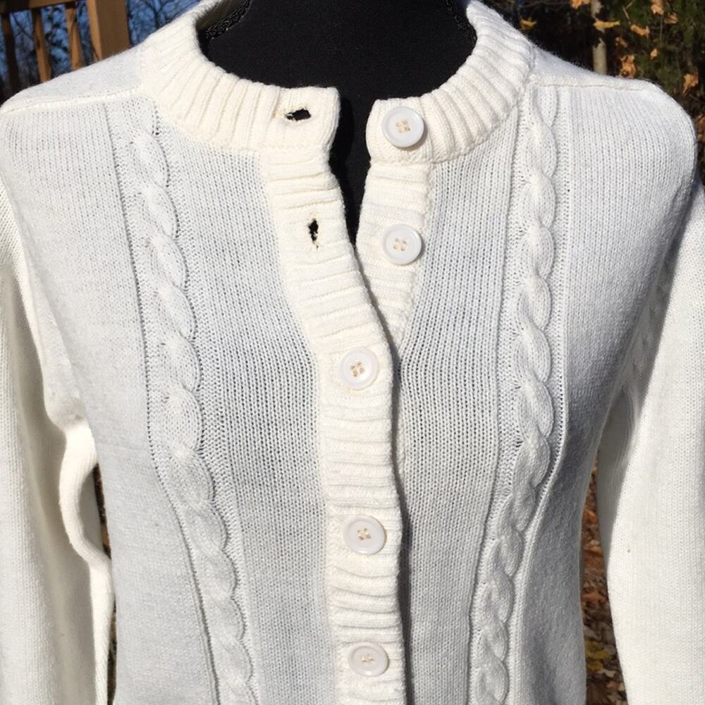 Vintage Nan Dorsey White Cable Knit Granny Cardigan Size Medium - Picture 6 of 10